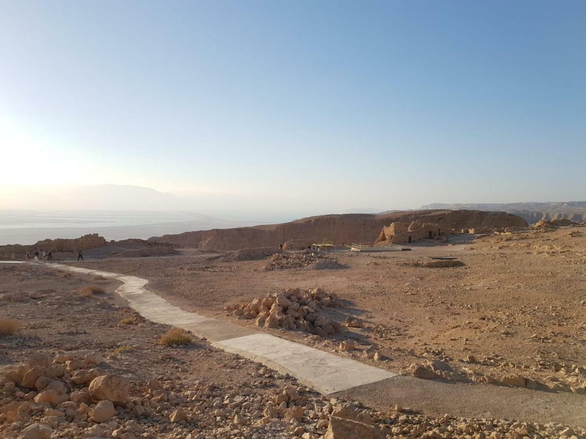 The Lowest Place On Earth B&B Neot HaKikar Exterior photo